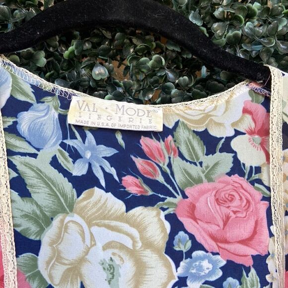 Vintage Val Mode Sheer Lace Trim & Floral Print Robe Lingerie - Picture 3 of 8